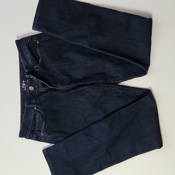 Ann Taylor Loft, Women's Jeans, wash dark blue denim, slim legs, Sz 4 - Picture 7 of 7